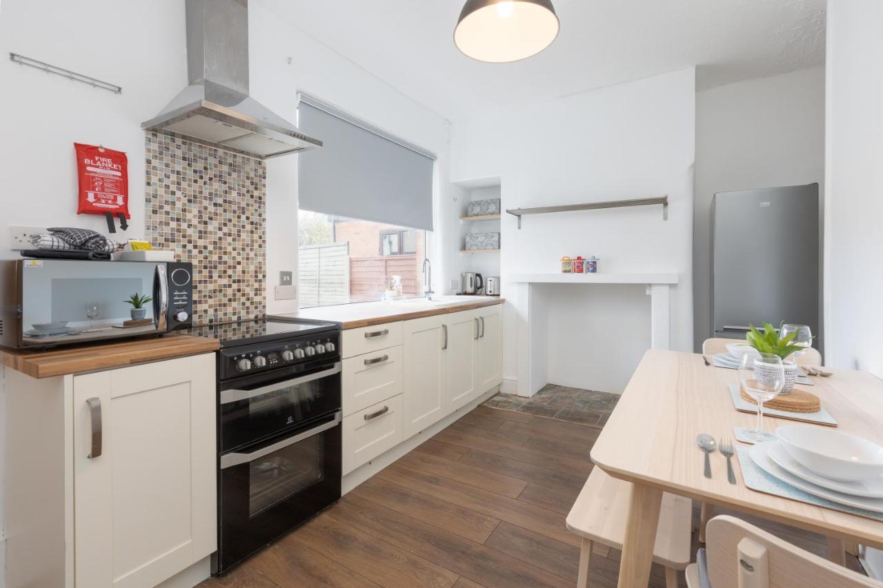 Charles Alexander Short Stay - Ansdell House Blackpool Eksteriør bilde