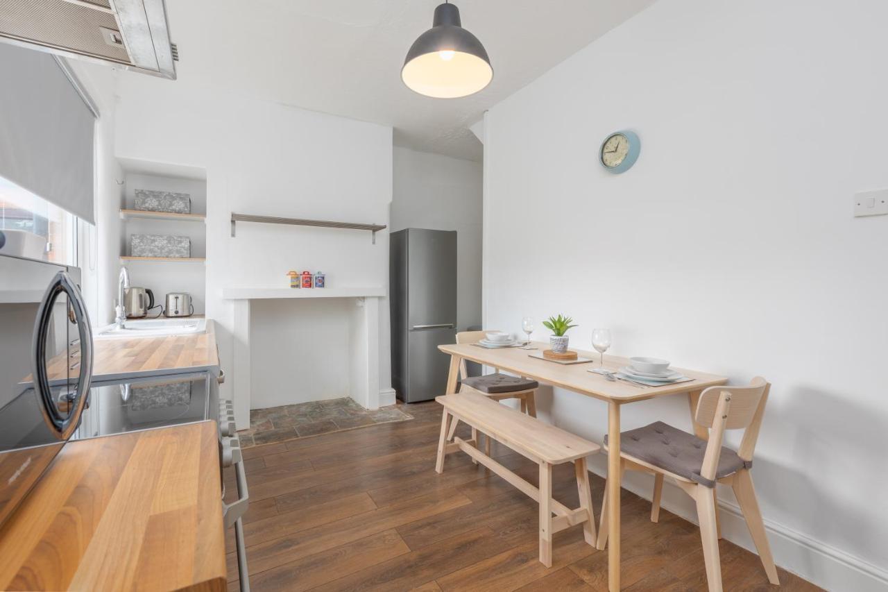 Charles Alexander Short Stay - Ansdell House Blackpool Eksteriør bilde